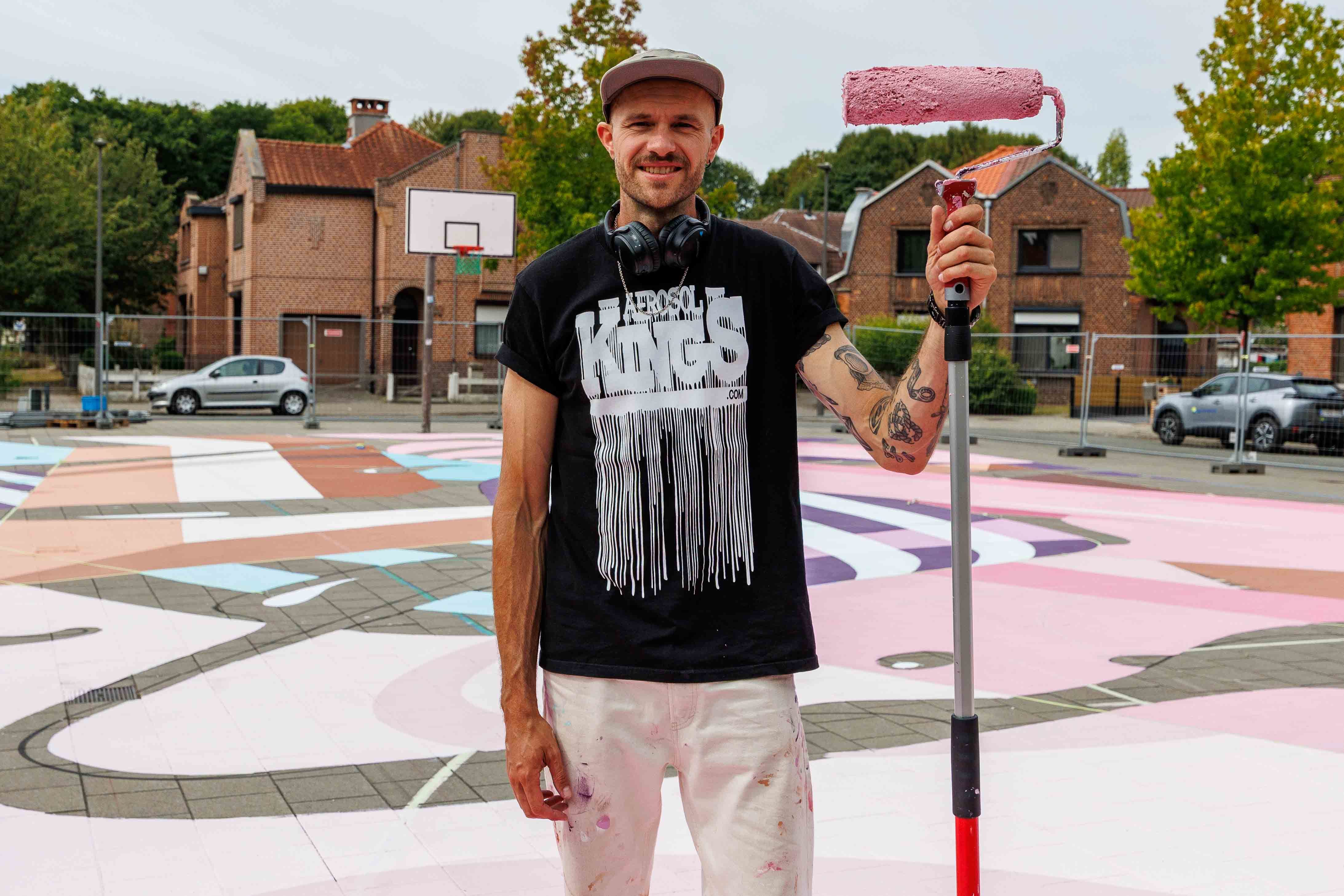 Eltipo op het basketterrein van de Griffier Schobbenslaan.
